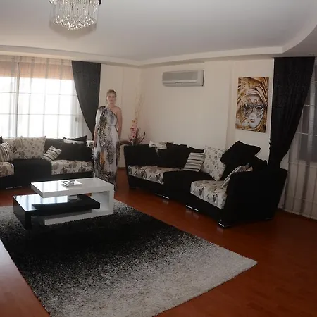 فيلة Bektas 1